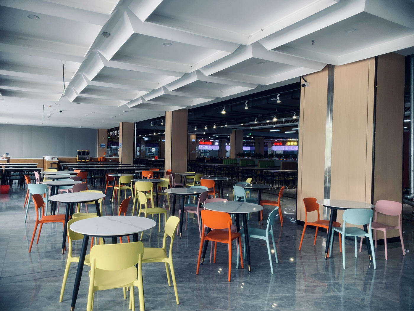 新疆理(lǐ)工(gōng)學院